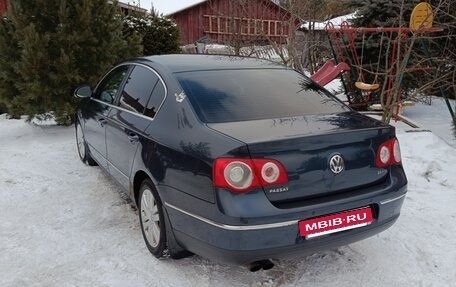 Volkswagen Passat B6, 2006 год, 550 000 рублей, 2 фотография