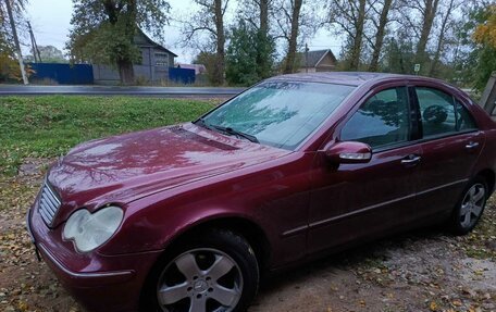 Mercedes-Benz C-Класс, 2002 год, 280 000 рублей, 3 фотография