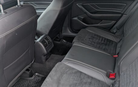 Volkswagen Passat B8 рестайлинг, 2020 год, 2 390 000 рублей, 12 фотография