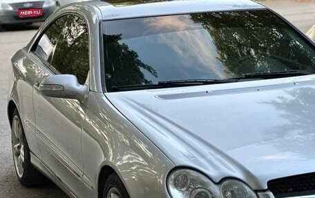 Mercedes-Benz CLK-Класс, 2002 год, 1 200 000 рублей, 1 фотография