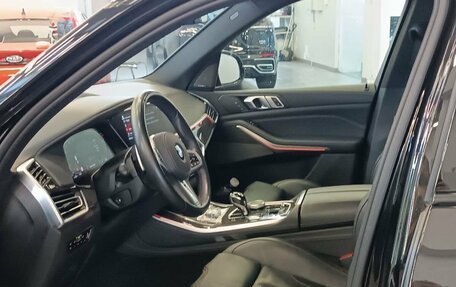 BMW X5, 2020 год, 8 950 000 рублей, 2 фотография