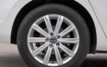 Volkswagen Touran III, 2022 год, 1 632 003 рублей, 27 фотография