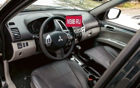 Mitsubishi Pajero Sport II рестайлинг, 2014 год, 1 595 000 рублей, 13 фотография