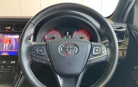 Toyota Harrier, 2019 год, 2 198 000 рублей, 29 фотография