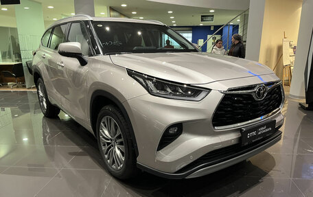 Toyota Highlander, 2025 год, 6 150 000 рублей, 3 фотография