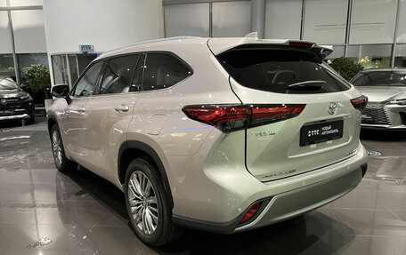 Toyota Highlander, 2025 год, 6 150 000 рублей, 7 фотография
