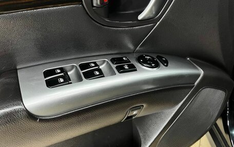 Hyundai Santa Fe III рестайлинг, 2011 год, 1 297 000 рублей, 17 фотография