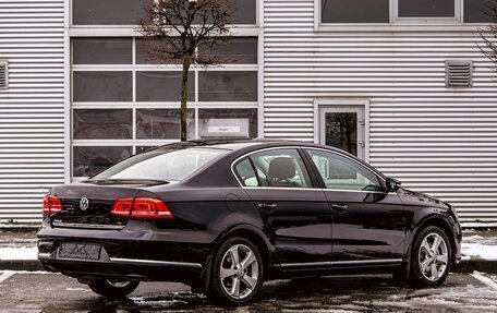 Volkswagen Passat B7, 2011 год, 995 000 рублей, 6 фотография