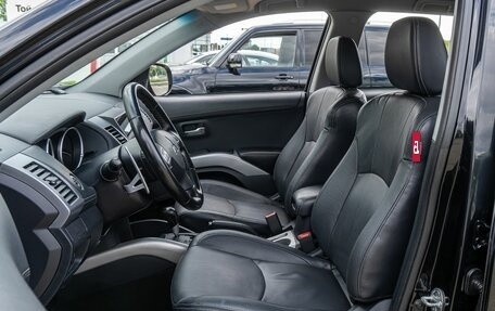 Mitsubishi Outlander III рестайлинг 3, 2012 год, 1 175 000 рублей, 9 фотография