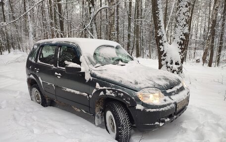 Chevrolet Niva I рестайлинг, 2018 год, 570 000 рублей, 14 фотография