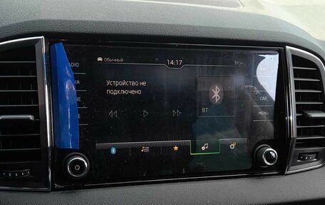 Skoda Karoq I, 2020 год, 2 260 000 рублей, 12 фотография