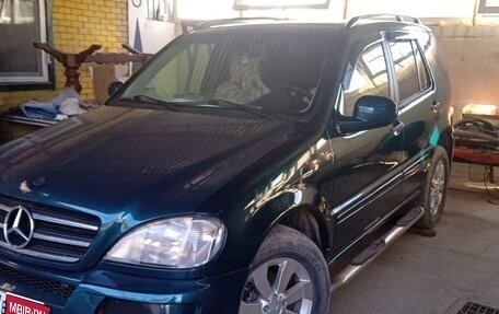 Mercedes-Benz M-Класс, 1999 год, 500 000 рублей, 1 фотография