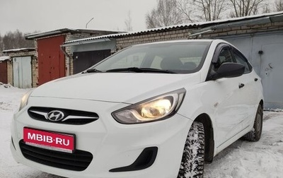Hyundai Solaris II рестайлинг, 2012 год, 780 000 рублей, 1 фотография