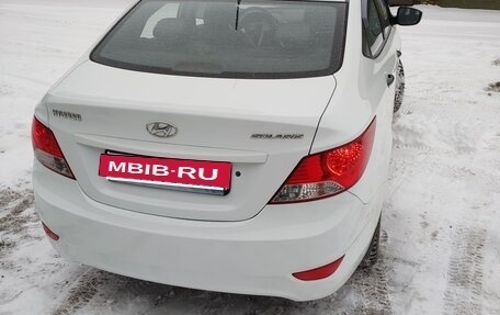 Hyundai Solaris II рестайлинг, 2012 год, 780 000 рублей, 4 фотография