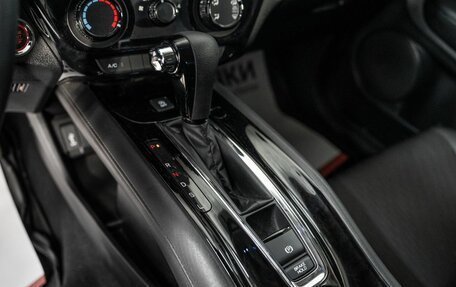 Honda Vezel, 2021 год, 2 215 000 рублей, 13 фотография