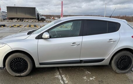 Renault Megane III, 2012 год, 830 000 рублей, 2 фотография