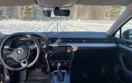 Volkswagen Passat B8 рестайлинг, 2017 год, 2 200 000 рублей, 21 фотография