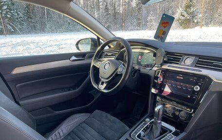 Volkswagen Passat B8 рестайлинг, 2017 год, 2 200 000 рублей, 24 фотография