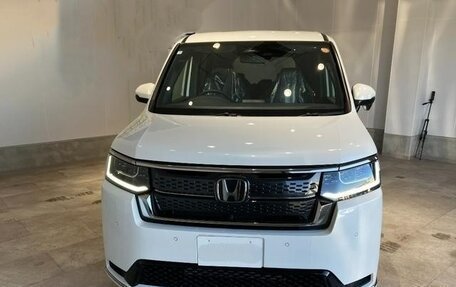 Honda Stepwgn, 2022 год, 2 830 000 рублей, 2 фотография