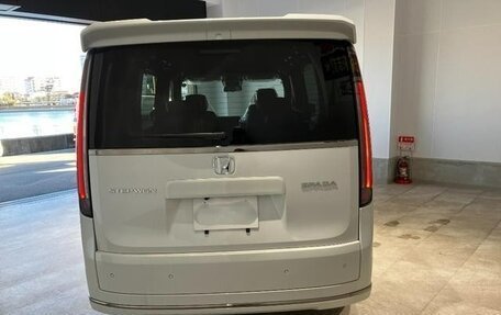 Honda Stepwgn, 2022 год, 2 830 000 рублей, 4 фотография