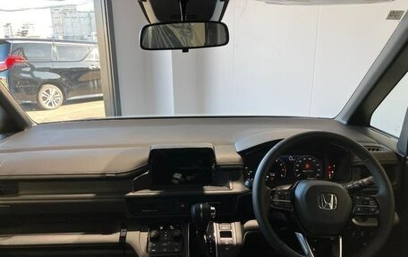 Honda Stepwgn, 2022 год, 2 830 000 рублей, 8 фотография