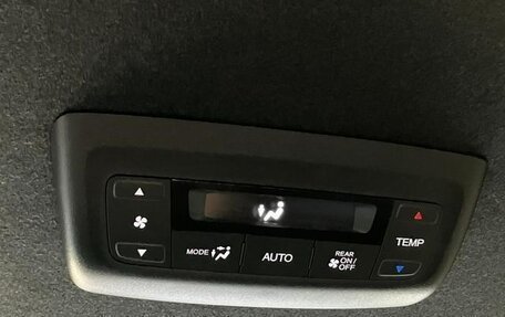 Honda Stepwgn, 2022 год, 2 830 000 рублей, 22 фотография