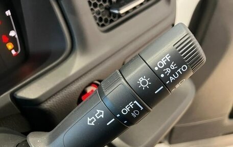 Honda Stepwgn, 2022 год, 2 830 000 рублей, 25 фотография