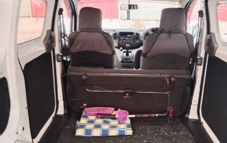 Nissan NV200, 2010 год, 1 100 000 рублей, 2 фотография