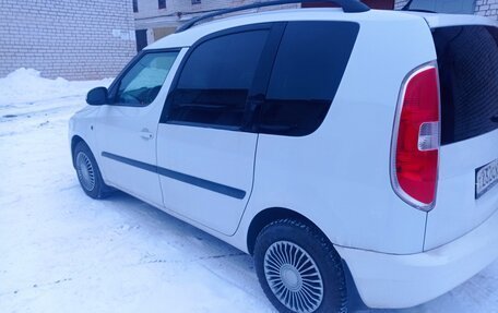 Skoda Roomster, 2011 год, 500 000 рублей, 7 фотография