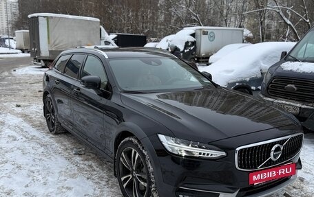 Volvo V90 Cross Country I рестайлинг, 2018 год, 3 630 000 рублей, 3 фотография