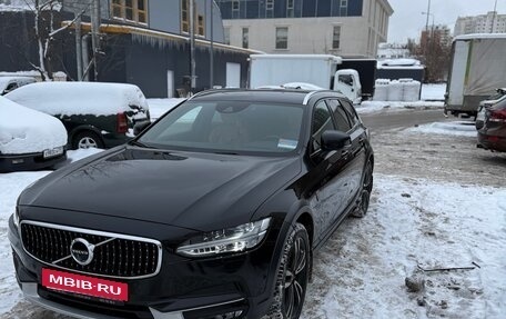 Volvo V90 Cross Country I рестайлинг, 2018 год, 3 630 000 рублей, 4 фотография