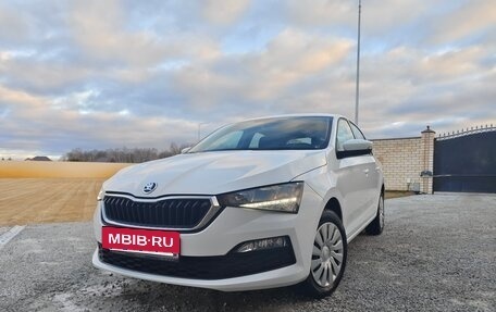 Skoda Rapid II, 2022 год, 1 590 000 рублей, 3 фотография