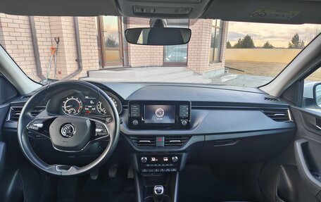 Skoda Rapid II, 2022 год, 1 590 000 рублей, 20 фотография