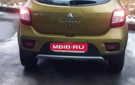 Renault Sandero II рестайлинг, 2014 год, 879 999 рублей, 2 фотография