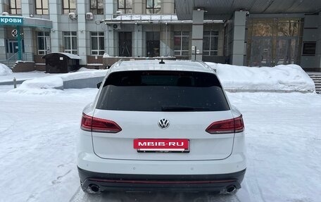 Volkswagen Touareg III, 2019 год, 4 500 000 рублей, 16 фотография