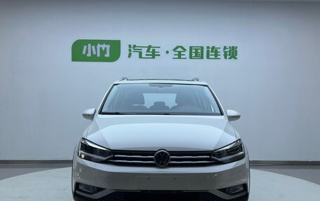 Volkswagen Touran III, 2021 год, 2 150 000 рублей, 2 фотография