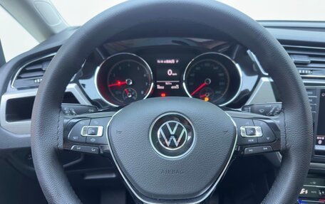 Volkswagen Touran III, 2021 год, 2 150 000 рублей, 9 фотография
