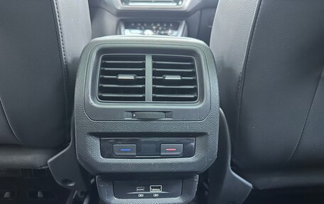 Volkswagen Touran III, 2021 год, 2 150 000 рублей, 15 фотография