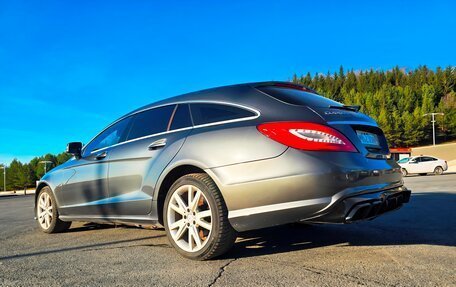 Mercedes-Benz CLS, 2013 год, 2 500 000 рублей, 2 фотография