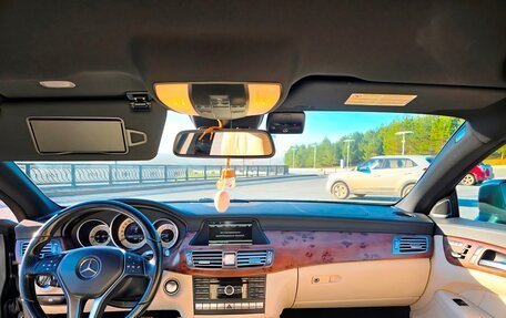 Mercedes-Benz CLS, 2013 год, 2 500 000 рублей, 14 фотография