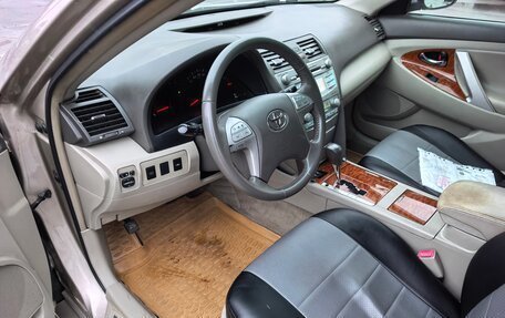 Toyota Camry, 2008 год, 685 000 рублей, 10 фотография