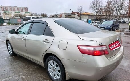 Toyota Camry, 2008 год, 685 000 рублей, 8 фотография