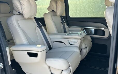 Mercedes-Benz V-Класс, 2025 год, 14 700 000 рублей, 10 фотография