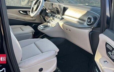 Mercedes-Benz V-Класс, 2025 год, 14 700 000 рублей, 4 фотография