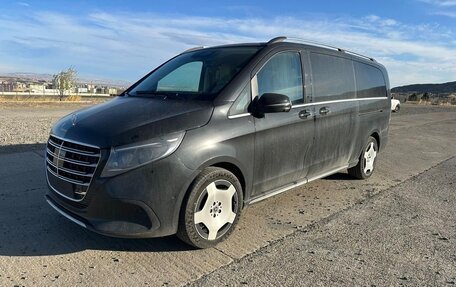 Mercedes-Benz V-Класс, 2025 год, 14 700 000 рублей, 15 фотография