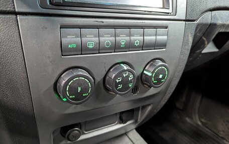 ЛуАЗ Patriot, 2015 год, 720 000 рублей, 21 фотография