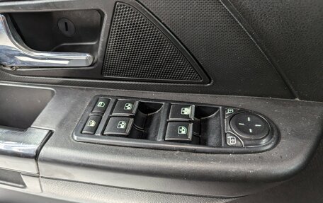 ЛуАЗ Patriot, 2015 год, 720 000 рублей, 24 фотография