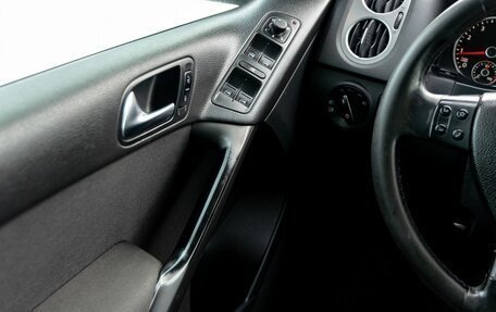 Volkswagen Tiguan I, 2009 год, 980 000 рублей, 19 фотография