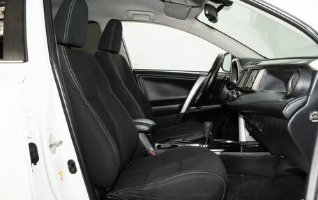 Toyota RAV4, 2017 год, 2 169 000 рублей, 4 фотография