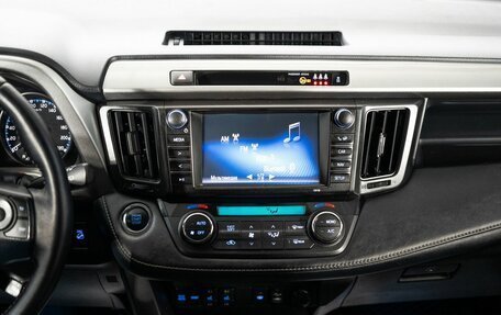 Toyota RAV4, 2017 год, 2 169 000 рублей, 10 фотография